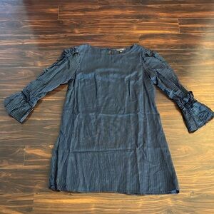 Luxology Navy and White Striped Dress with Ruffled Long Sleeves (12)